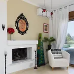 Villa Frida & Rosa By Halu! - In Kriopijí