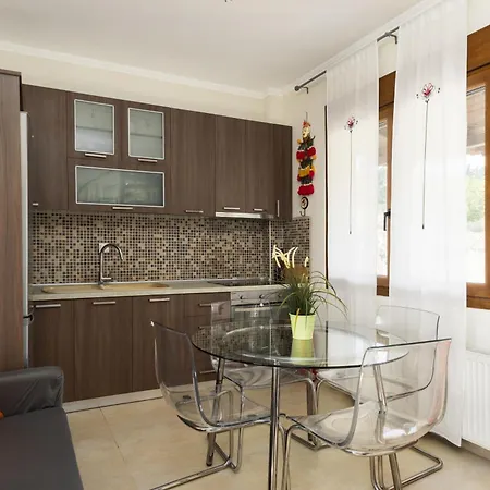 Frida & Rosa By Halu! - In Villa