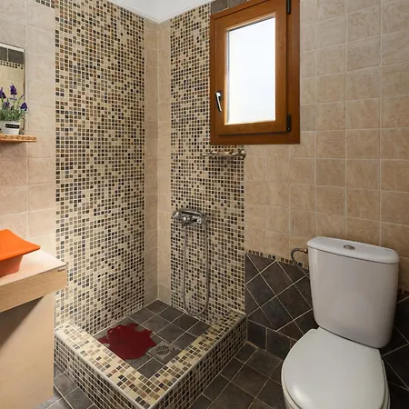 Frida & Rosa By Halu! - In Villa Kriopigi