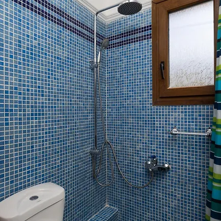 Frida & Rosa By Halu! - In Kriopigi