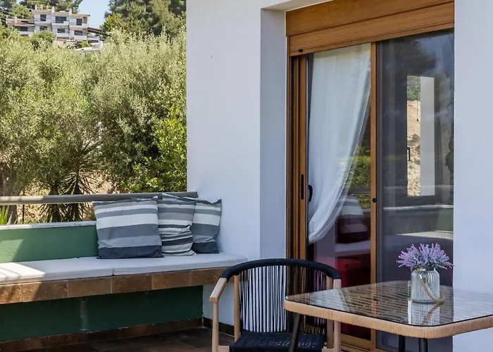 Frida & Rosa By Halu! - In