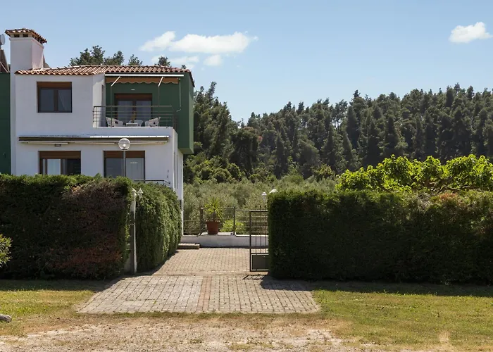 Frida & Rosa By Halu! - In * Криопиги